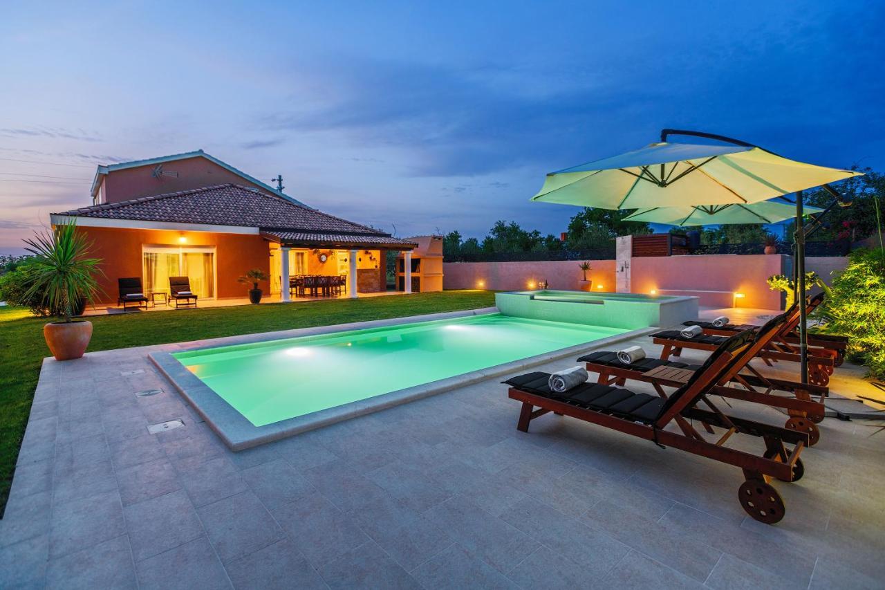Green Residence Villa ザダル エクステリア 写真